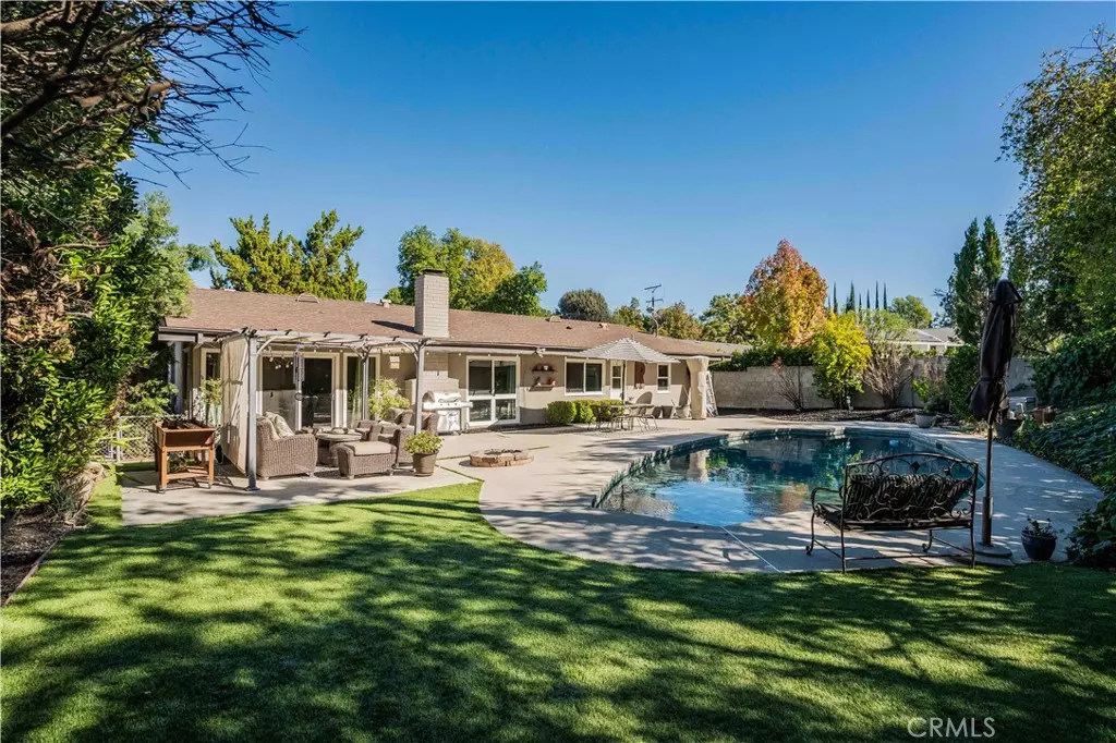 Woodland Hills, CA 91367,5329 Blanco AVE