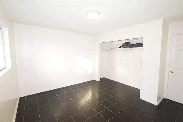 Bakersfield, CA 93305,1108 Monterey ST #A