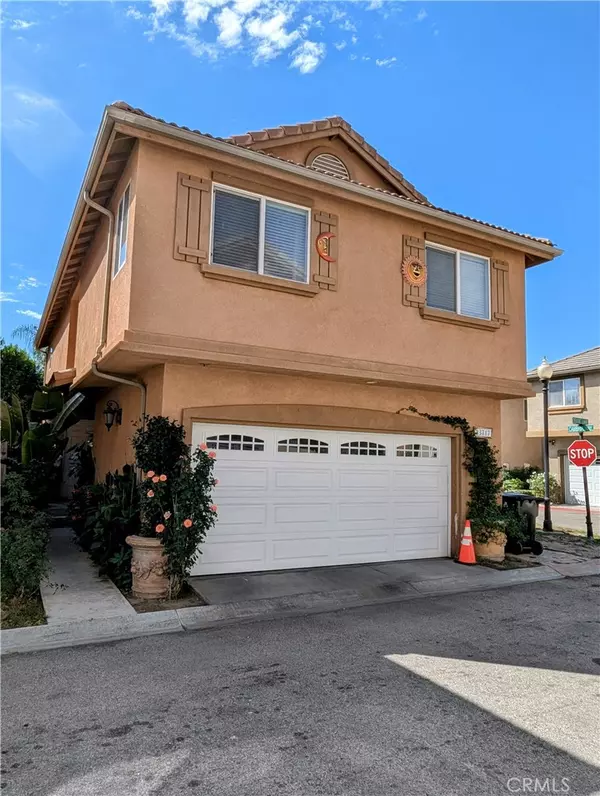 13717 Deane LN, Sylmar, CA 91342
