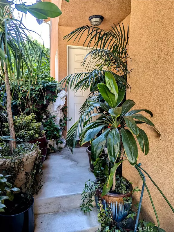 Sylmar, CA 91342,13717 Deane LN