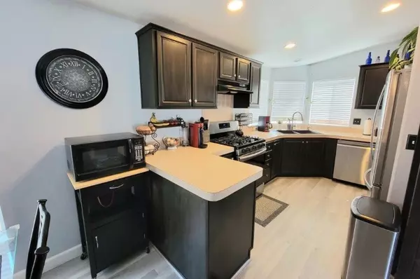 Atascadero, CA 93422,5715 Santa Cruz