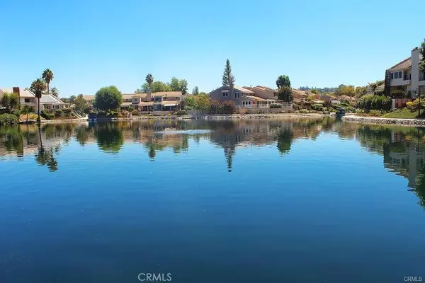 23351 Park Sorrento #70, Calabasas, CA 91302