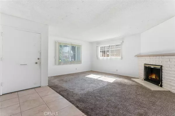 West Hills, CA 91307,6531 Neddy