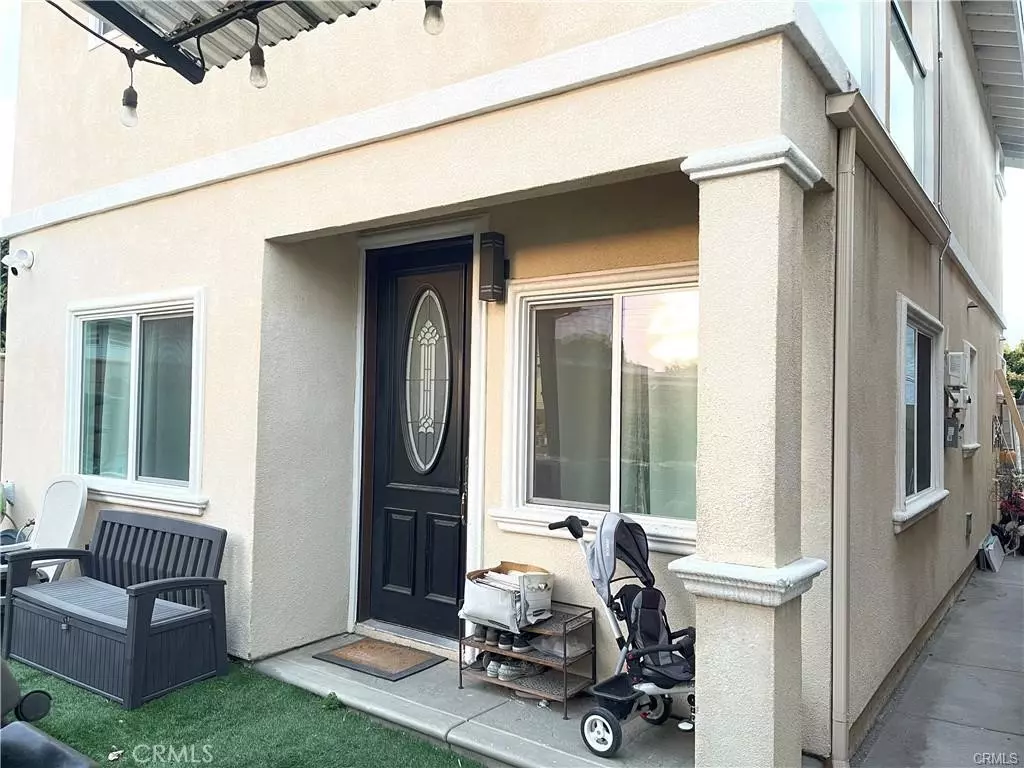Rosemead, CA 91770,3823 2 Walnut Grove