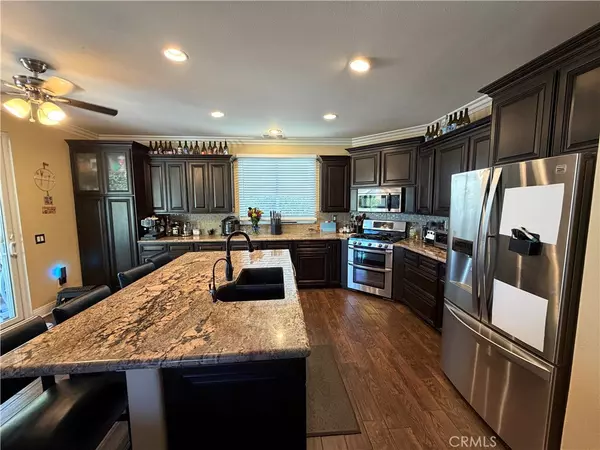 Castaic, CA 91384,32044 Cypress