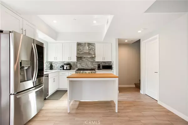 San Gabriel, CA 91776,250 S Arroyo DR #1