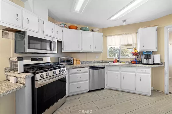 Leona Valley, CA 93551,39746 86th W