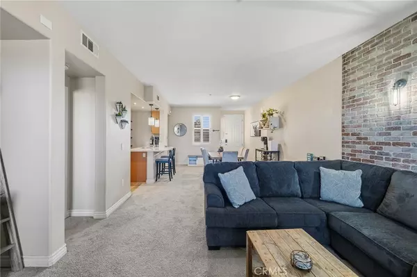 Camarillo, CA 93012,209 Riverdale CT #560