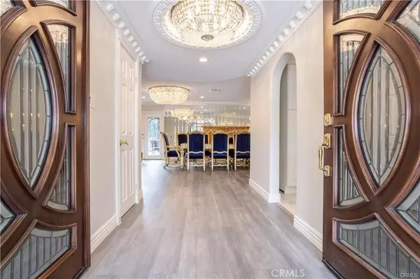 Northridge, CA 91324,18834 Devonshire