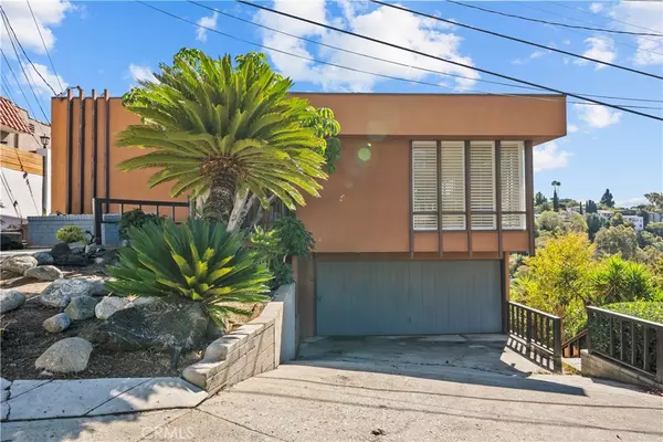 1734 Redesdale, Silver Lake, CA 90026