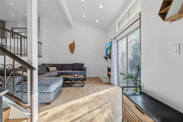 Van Nuys, CA 91405,13617 Valerio ST #C