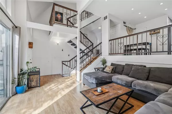 13617 Valerio ST #C, Van Nuys, CA 91405