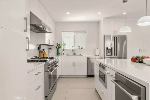 Canoga Park, CA 91304,7741 Variel