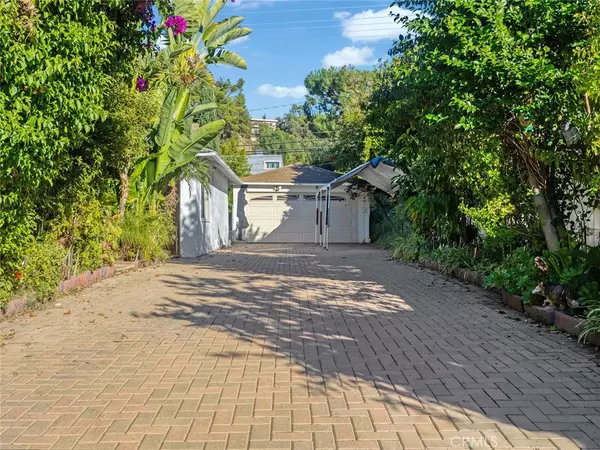Woodland Hills, CA 91364,5020 Topanga Canyon