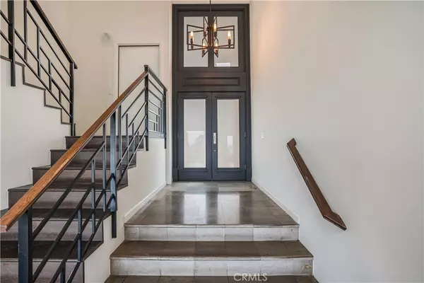 Studio City, CA 91604,3622 Roberts View