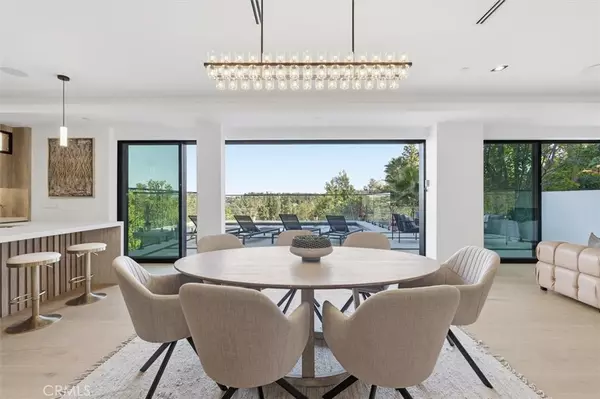 Encino, CA 91436,16800 Oak View