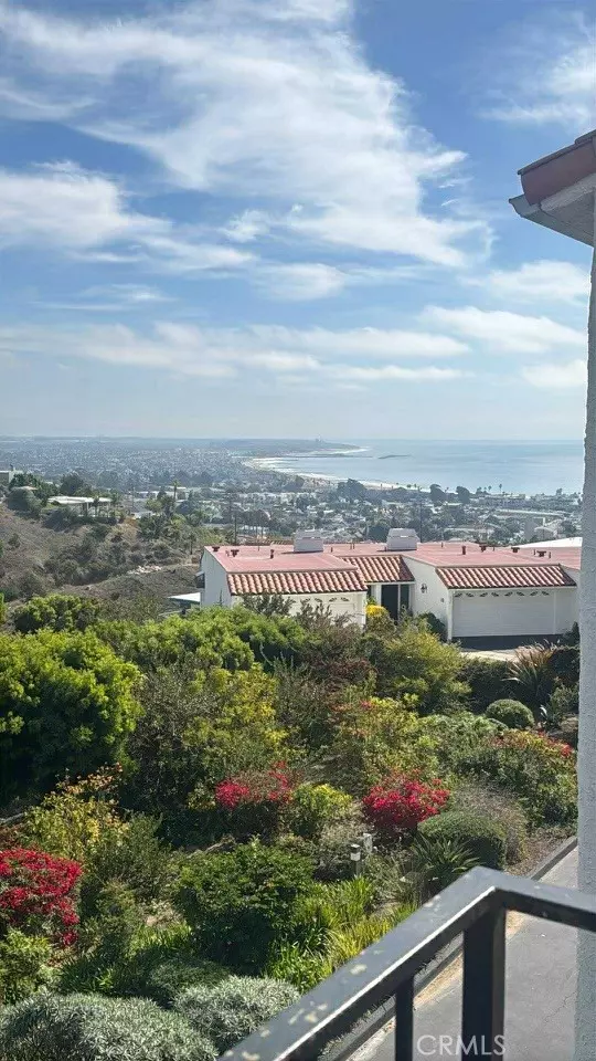 Ventura, CA 93001,900 Vallecito