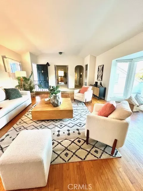 Hollywood Hills East, CA 90068,6476 San Marco