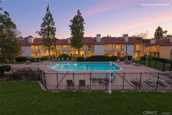 Calabasas, CA 91302,5534 Las Virgenes #120