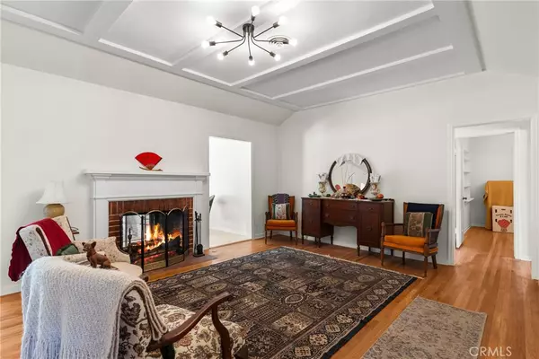 Studio City, CA 91604,3536 Laurel Canyon