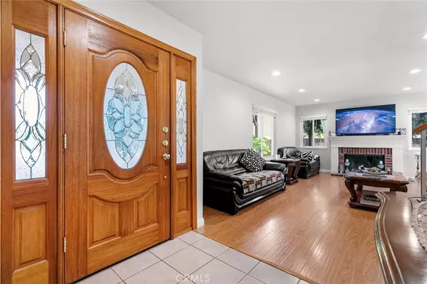 Saugus, CA 91350,20623 Russ Jay ST