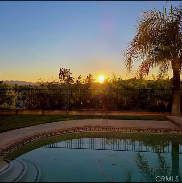 28241 Tamarack, Saugus, CA 91390