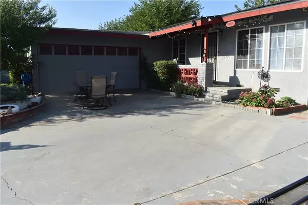 Lancaster, CA 93535,44221 4th E