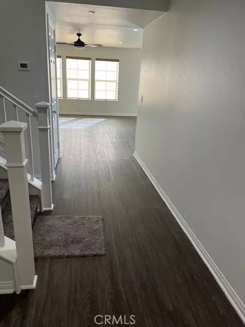 Palmdale, CA 93551,37518 Henna