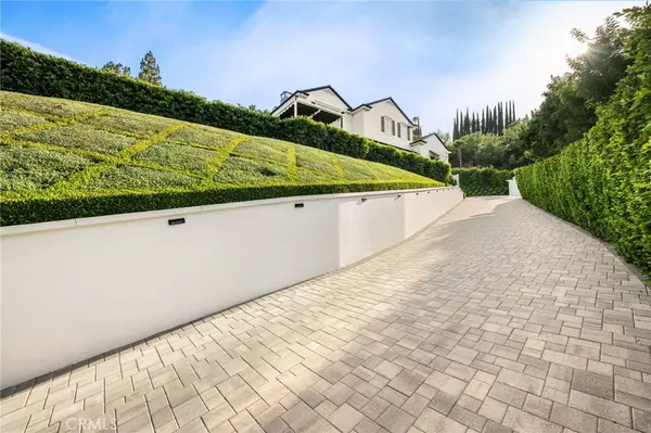 Encino, CA 91316,4639 BALBOA AVE