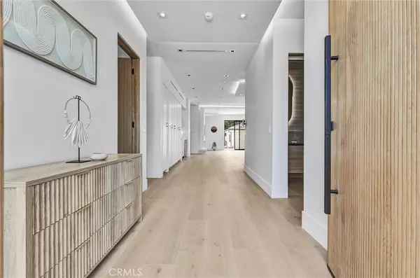 North Hollywood, CA 91606,6238 Babcock AVE