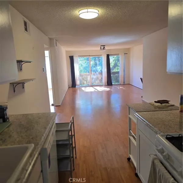 Studio City, CA 91604,12157 Moorpark ST #206