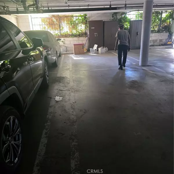 Studio City, CA 91604,12157 Moorpark ST #206