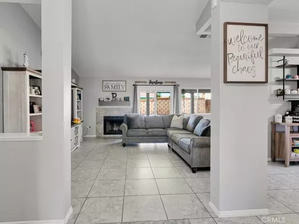 Rosamond, CA 93560,3237 Shady Vista