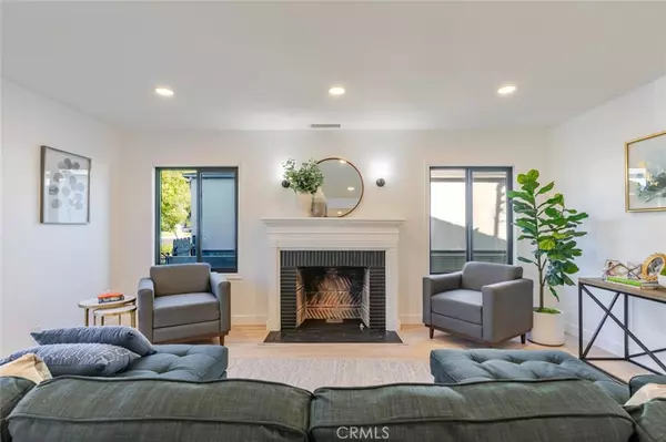 Burbank, CA 91505,1736 N Niagara ST