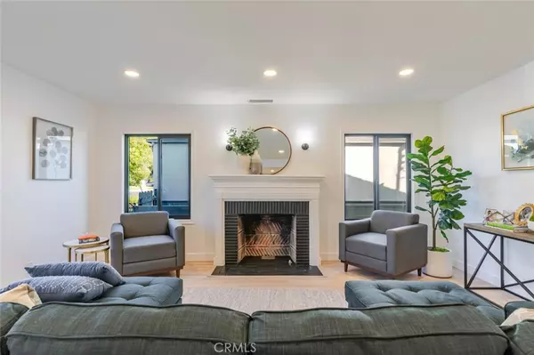 Burbank, CA 91505,1736 N Niagara ST