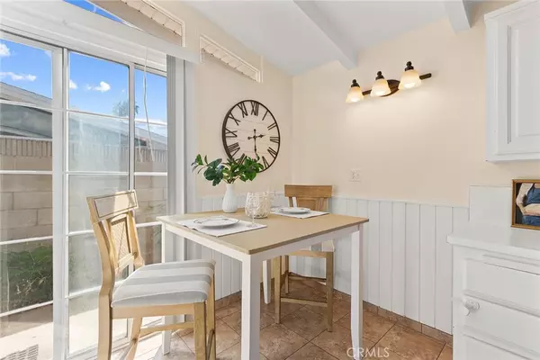 San Fernando, CA 91345,11218 Orion AVE