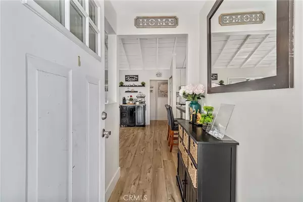 Thousand Oaks, CA 91362,2884 Crescent-Way Thousand Oaks WAY