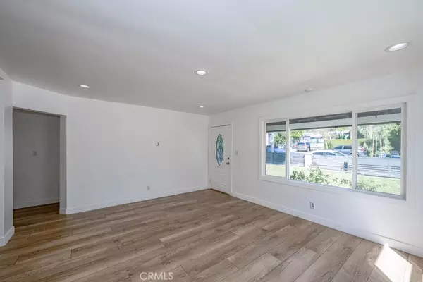 San Fernando, CA 91340,1948 Phillippi St