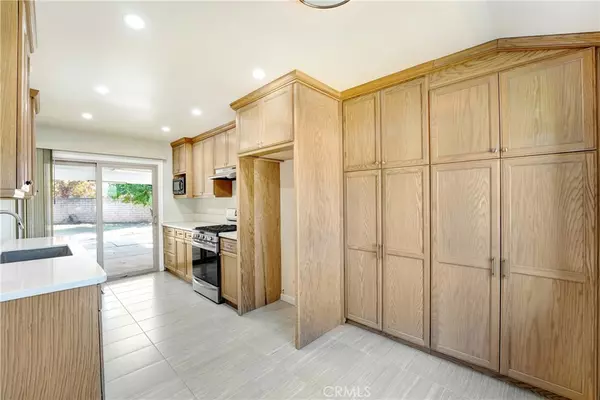 Sylmar, CA 91342,12940 Harding ST