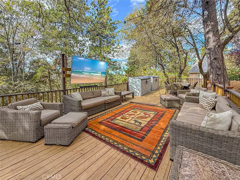 152 Pine Ridge, Crestline, CA 92325