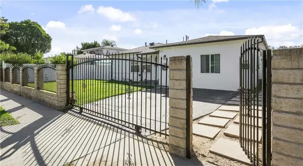 Canoga Park, CA 91304,21018 Lull ST