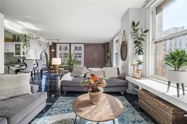 215 W 7th ST #1008, Los Angeles, CA 90014