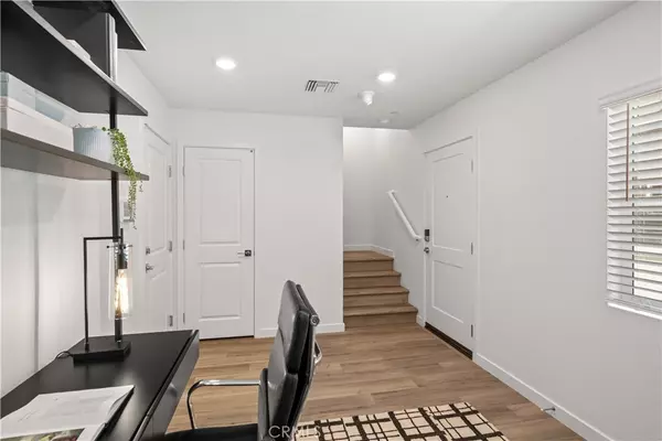 Pico Rivera, CA 90660,9325 Via Azul