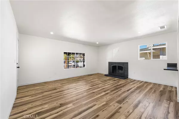 Lancaster, CA 93534,44054 W Fern AVE