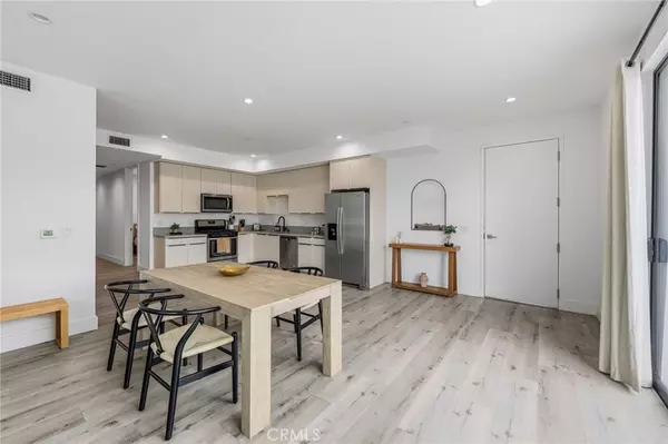 Los Angeles, CA 90068,3910 Kentucky