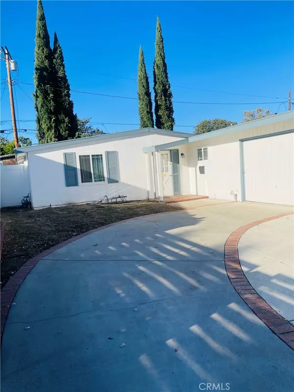 13961 Stroud, Panorama City, CA 91402