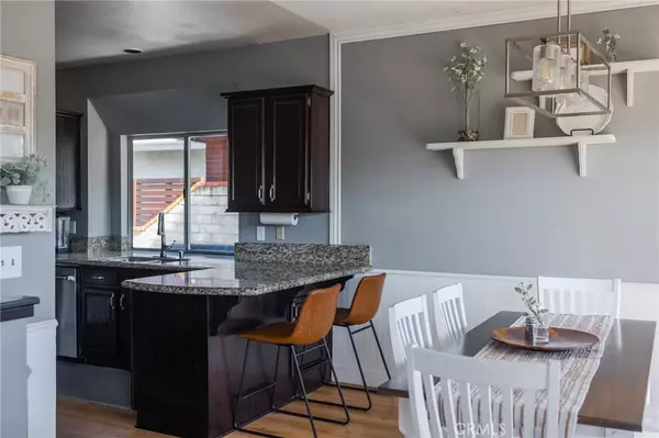 Saugus, CA 91390,28724 Magnolia WAY