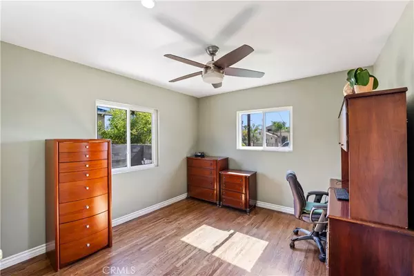 North Hollywood, CA 91605,13069 Strathern ST