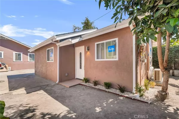 Los Angeles, CA 90016,2621 Vineyard AVE