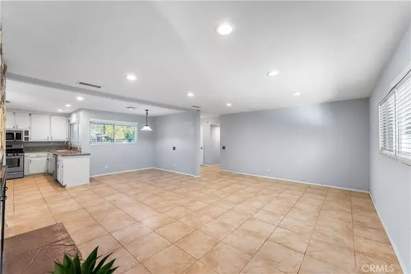 Lancaster, CA 93536,43605 Lively